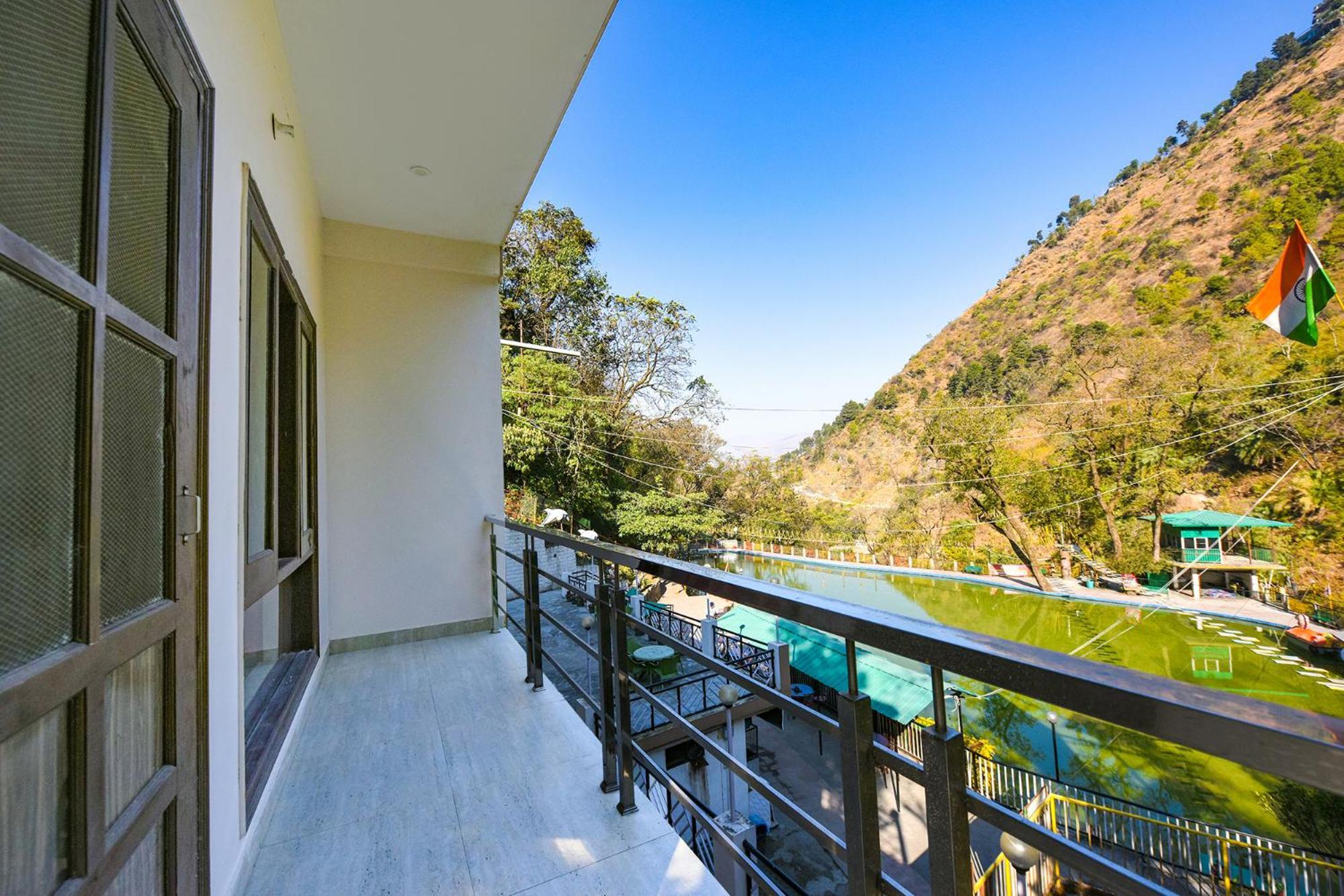 Fabhotel Kempty Lake Resort มัสซูรี ภายนอก รูปภาพ